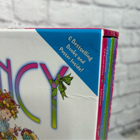 Fancy Nancy Set of 6 Books - Picture 7 of 14